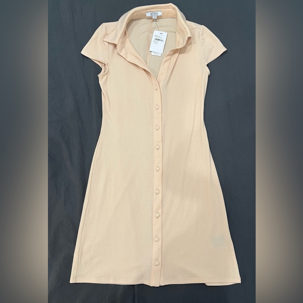 NWT AFRM
Tan ribbed dress - XS